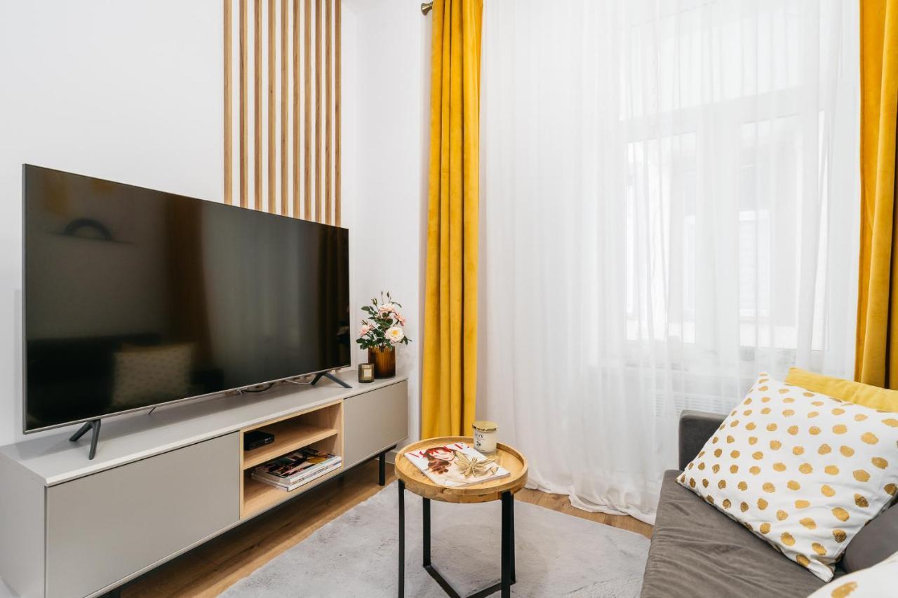 Apartament Orzeszkowa - Loftaffair คราคูฟ ภายนอก รูปภาพ